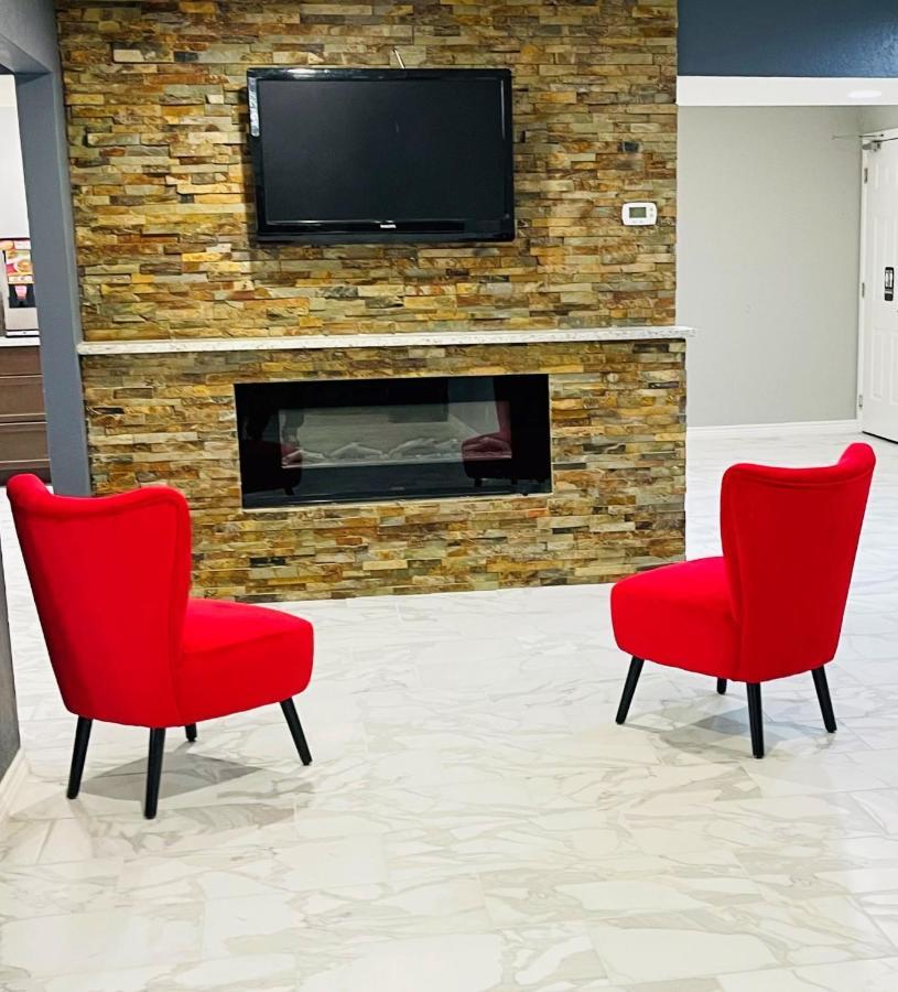 Econo Near Lackland Air Force Base-seaworld Hotel San Antonio
