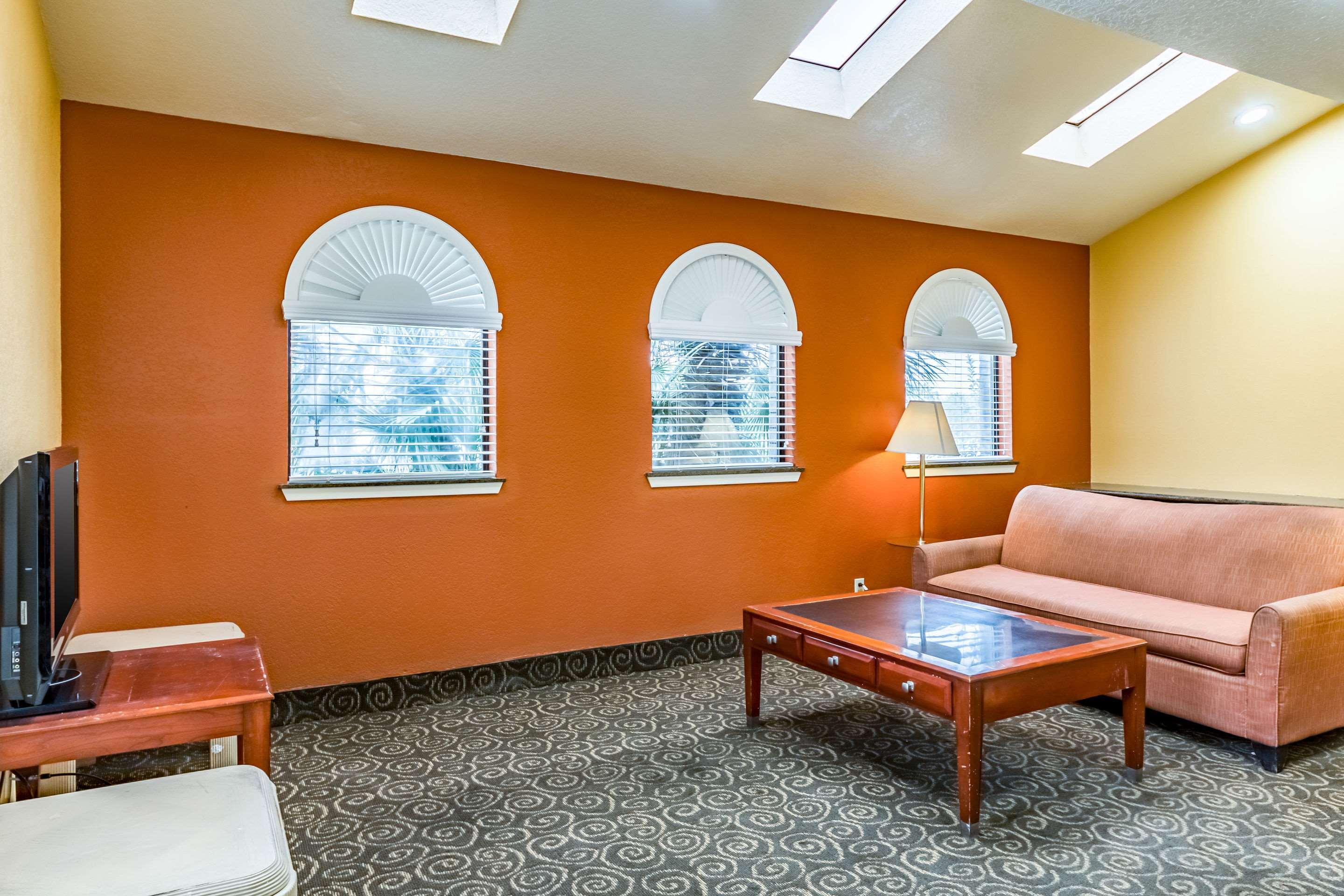 Hotel Econo Near Lackland Air Force Base-seaworld 2*